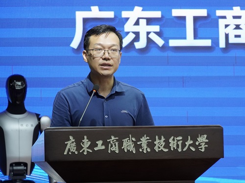 方泽强致辞.jpg