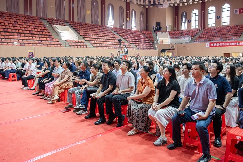 大会现场.jpg 大会现场.jpg